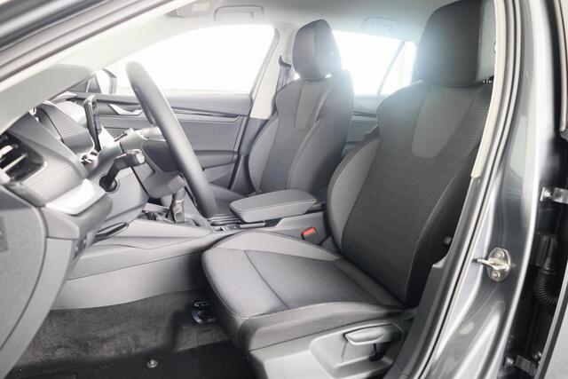 Skoda OCTAVIA Combi Edition 1.5 TSI 115 PK 6 versn. Hand | Climate Control | Cruise Control | Apple Carplay | Stoelverwarming