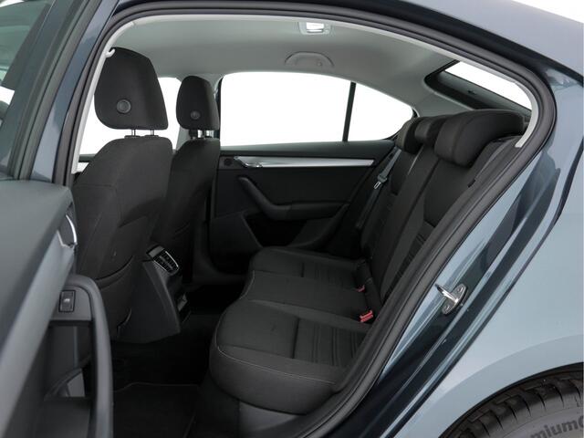 Skoda OCTAVIA 1.0 TSI Greentech Ambition Business Aut. *NAVI-FULLMAP | ECC | PDC | CRUISE | AMUNDSEN-AUDIO*