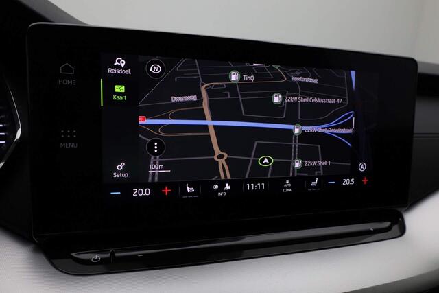 Skoda OCTAVIA Combi 1.0 e-TSI 110PK DSG Ambition | Navi | Camera | Stoelverwarming | Cruise | Clima | 17 inch | Apple Carplay / Android Auto