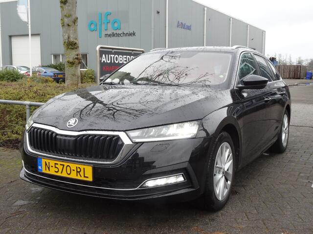 Skoda OCTAVIA Combi 1.0 e-TSI Business Edition Plus