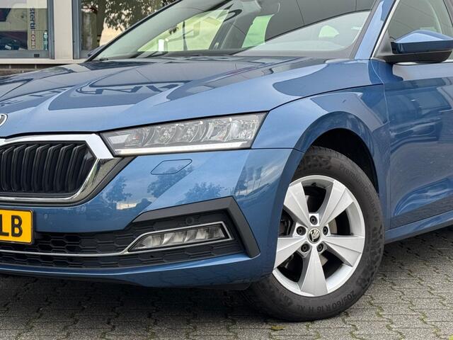 Skoda OCTAVIA 2.0 TDI Greentech Style 150PK - LED - Stoelverwarm. - Navigatie