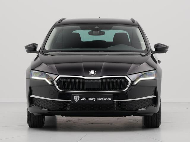 Skoda OCTAVIA Combi 1.5 TSI 115 6MT Business Edition Plus | Achteruitrijcamera | Achteruitrijcamera | Chromen grille