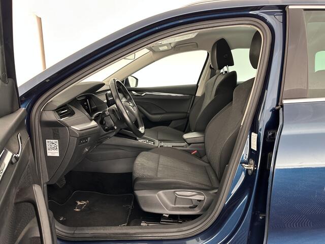 Skoda OCTAVIA Combi 2.0 TDI Aut. *ADAPTIVE-CRUISE | FULL-LED | DIGI-COCKPIT | KEYLESS | DAB+ | NAVI-FULLMAP | ECC | PDC | TOWBAR | APP.CONNECT | AMBIENT-LIGHT | SHIFT-PADDLES | COMFORT-SEATS | 18''ALU*