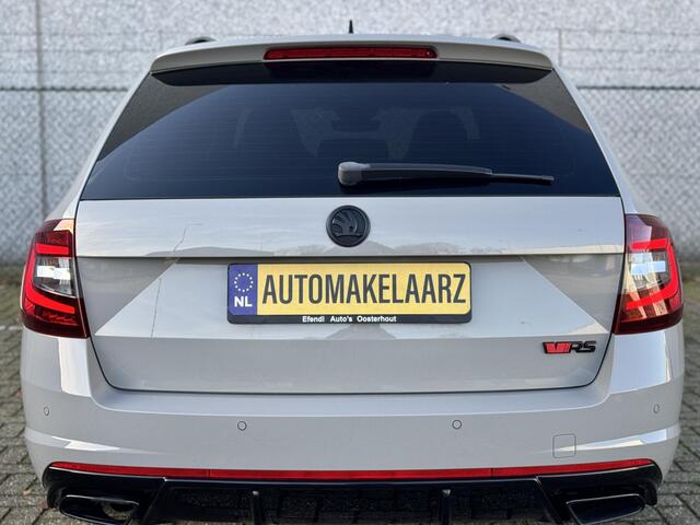 Skoda OCTAVIA Combi 2.0 TDI RS LINE BOMVOL OPTIES DEALER ONDERHOUDEN