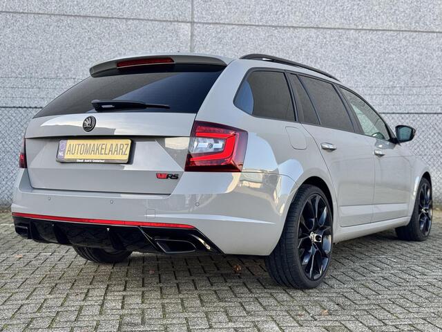 Skoda OCTAVIA Combi 2.0 TDI RS LINE BOMVOL OPTIES DEALER ONDERHOUDEN
