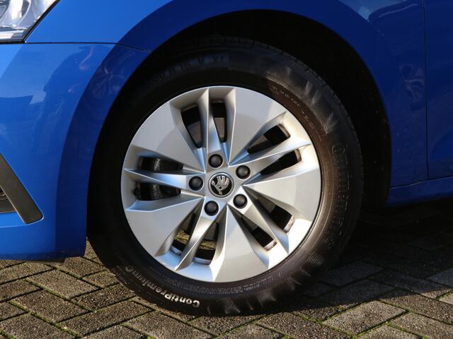 Skoda OCTAVIA Combi 1.0 e-TSI Business Edition TREKHAAK NAVI ADAP NL AUTO