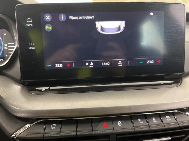 Skoda OCTAVIA Combi 1.0 TSI Ambition NL AUTO | PDC | NIEUWE TYPE! CARPLAY | LMV |