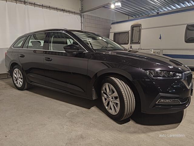 Skoda OCTAVIA Combi 1.5 eTSI 150pk Style Business Edition Plus DSG7 110kw Elektr.A.Klep / Carplay / A.Camera / Adapt. Cruise C.