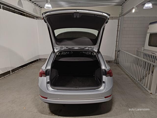 Skoda OCTAVIA Combi 1.5 e-TSI 150pk Style Business Edition Plus DSG7 110kw Carplay / Navi / Elektr.A.Klep / A.Camera