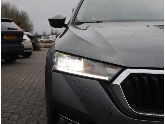 Skoda OCTAVIA Combi 1.0 TSI Business Edition Plus Business