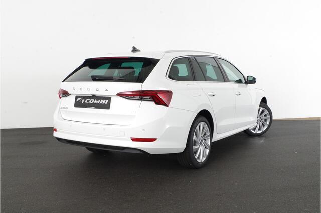 Skoda OCTAVIA Combi 1.4 TSI iV PHEV Style > 204pk | 2025 | 18 inch | Camera | op voorraad! | 3528 | Lease ook mogelijk!