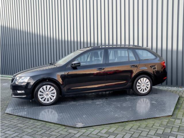 Skoda OCTAVIA Combi 1.0 TSI DSG Greentech Ambition | Parkeersensoren V&A | Apple Carplay | Navi | Prijs Rijklaar!!