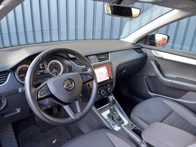 Skoda OCTAVIA Combi 1.0 TSI DSG Greentech Ambition | Parkeersensoren V&A | Apple Carplay | Navi | Prijs Rijklaar!!