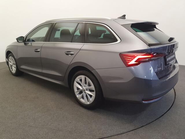Skoda OCTAVIA Combi 1.5 TSI 150pk DSG/AUT Facelift MHEV Business Edition Plus Wegklapbare trekhaak, Camera, Winterpakket