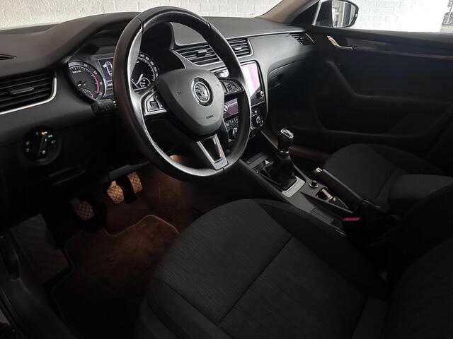 Skoda OCTAVIA Combi 1.0 TSI Trekhaak | Carplay | Keyless