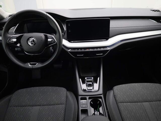 Skoda OCTAVIA Combi 1.0e-TSI/110PK Business Edition Plus DSG · Navigatie · Parkeersensoren · Stoelverwarming · Garantie tot juni 2027 of 100000km