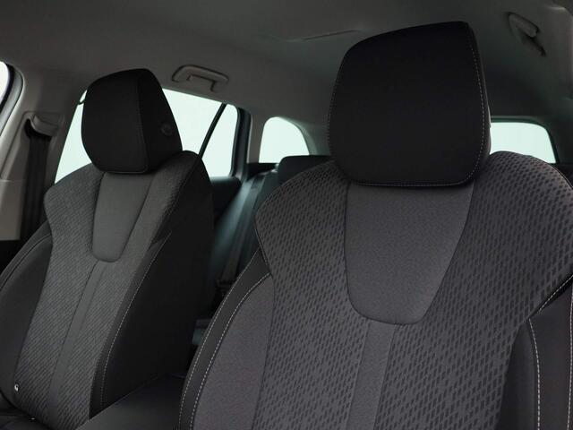 Skoda OCTAVIA Combi 1.0e-TSI/110PK Business Edition Plus DSG · Navigatie · Parkeersensoren · Stoelverwarming · Garantie tot juni 2027 of 100000km