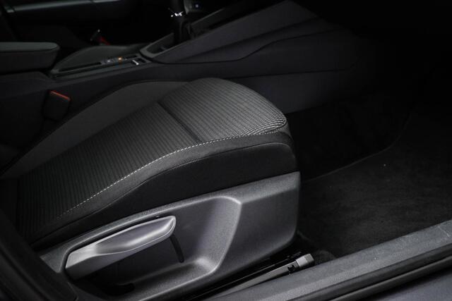 Skoda OCTAVIA Combi 1.0 TSI Business Edition | LED | STOELVERWARMING | 17"