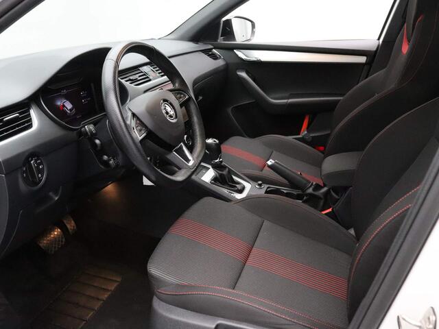 Skoda OCTAVIA Combi TSI 150pk Greentech Sport Business DSG/AUTOMAAT Adapt. cruise | Climate | Navi | Panoramadak | Parksens. v+a