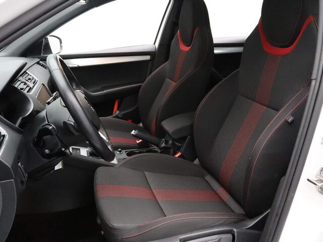 Skoda OCTAVIA Combi TSI 150pk Greentech Sport Business DSG/AUTOMAAT Adapt. cruise | Climate | Navi | Panoramadak | Parksens. v+a