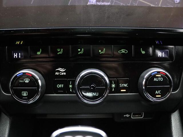 Skoda OCTAVIA Combi TSI 150pk Greentech Sport Business DSG/AUTOMAAT Adapt. cruise | Climate | Navi | Panoramadak | Parksens. v+a