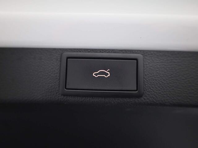 Skoda OCTAVIA Combi 1.0e-TSI/110PK Business Edition Plus DSG · Navigatie · Parkeersensoren · Stoelverwarming · Garantie tot november 2027 of 100000km