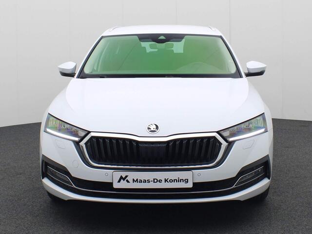 Skoda OCTAVIA Combi 1.0e-TSI/110PK Business Edition Plus DSG · Navigatie · Parkeersensoren · Stoelverwarming · Garantie tot november 2027 of 100000km