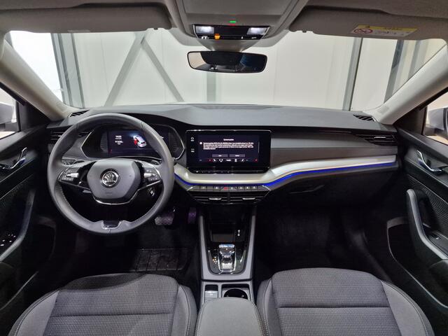 Skoda OCTAVIA Combi 1.0 e-TSI 110pk DSG/AUT Business Edition | Camera | Cruise control | Stoelen verw. | LED