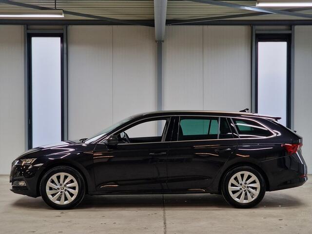 Skoda OCTAVIA Combi 1.5 e-TSI 150pk DSG/AUT Business Edition Plus | Wegklapbare trekhaak | Camera | ACC