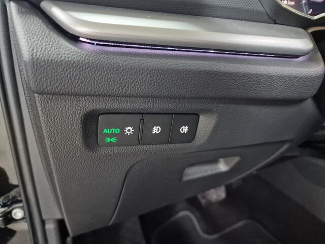 Skoda OCTAVIA Combi 1.5 e-TSI 150pk DSG/AUT Business Edition Plus | Wegklapbare trekhaak | Camera | ACC