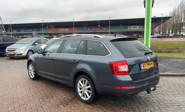 Skoda OCTAVIA Combi 1.0 TSI 116pk Greentech Style Business DSG / Navigatie / Xenon / Stoelverwarming / Trekhaak