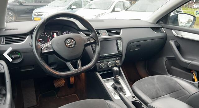 Skoda OCTAVIA Combi 1.0 TSI 116pk Greentech Style Business DSG / Navigatie / Xenon / Stoelverwarming / Trekhaak