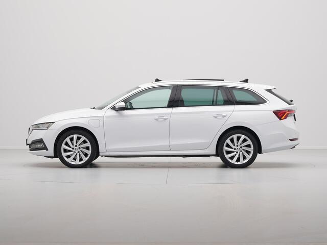 Skoda OCTAVIA Combi 1.4 TSI iV 218pk PHEV Style Trekhaak Panorama Canton Acc