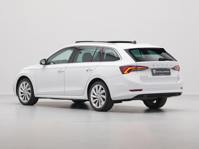 Skoda OCTAVIA Combi 1.4 TSI iV 218pk PHEV Style Trekhaak Panorama Canton Acc