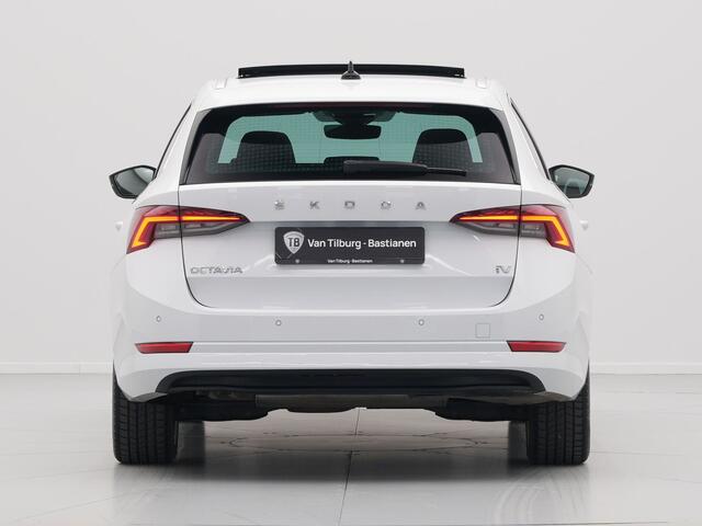 Skoda OCTAVIA Combi 1.4 TSI iV 218pk PHEV Style Trekhaak Panorama Canton Acc