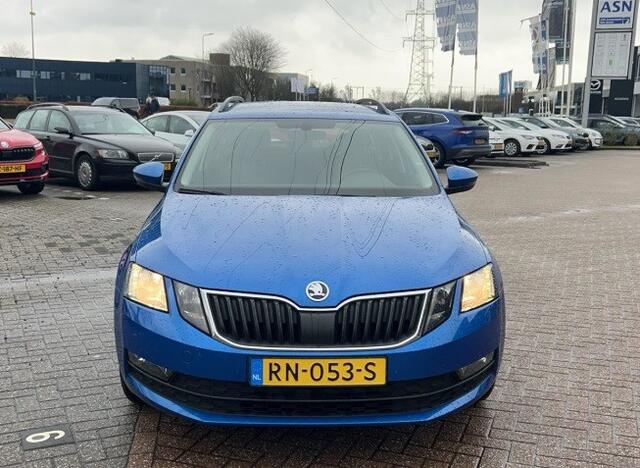 Skoda OCTAVIA Combi 1.0 TSI 116pk Greentech Ambition Business DSG / navigatie / Stoelverwarming / Parkeersensoren