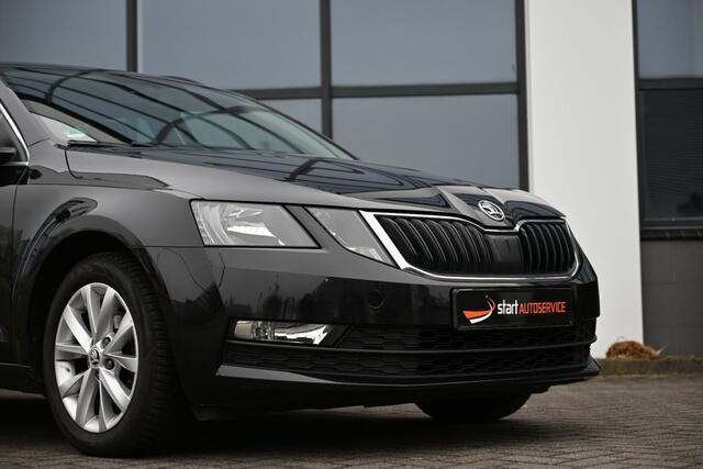 Skoda OCTAVIA Combi 1.6 TDI DSG Greentech Clever Ed. Nav Euro6 Cruise