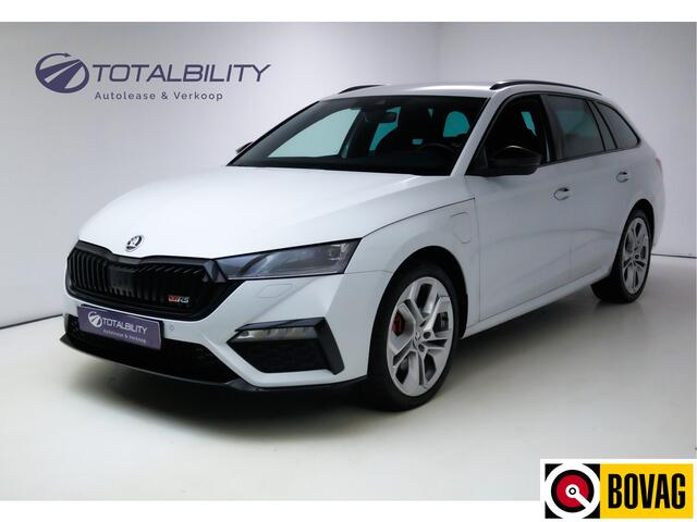 Skoda OCTAVIA Combi RS iV PHEV Business 245 PK | Virtual | Led | Stoelverwarming Smartlink, 19" Lichtmetalen velgen, Parkassist