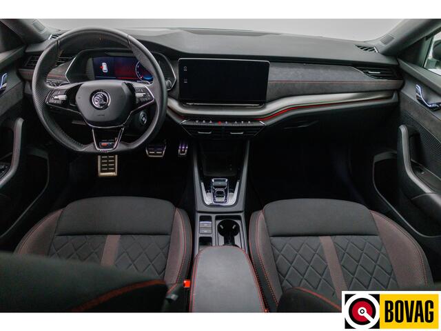 Skoda OCTAVIA Combi RS iV PHEV Business 245 PK | Virtual | Led | Stoelverwarming Smartlink, 19" Lichtmetalen velgen, Parkassist