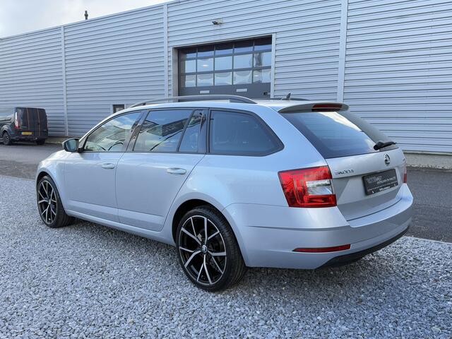 Skoda OCTAVIA Combi 1.0 TSI Greentech Ambition Navi|Carplay|Cruis|PDC Zilver