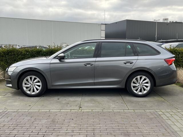 Skoda OCTAVIA Combi 1.5 TSI DSG-7 MHEV First Edition