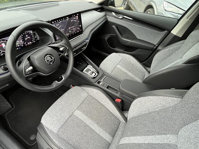 Skoda OCTAVIA Combi 1.5 TSI DSG-7 MHEV First Edition