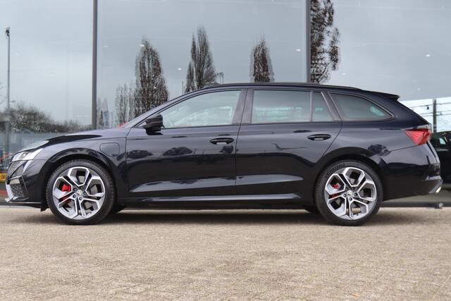 Skoda OCTAVIA COMBI 1.4 TSI RS IV PHEV ORIG. NL | PANO | HUD | MEMORY | ADAPT. CRUISE | KEY-LESS | TREKHAAK | CAMERA