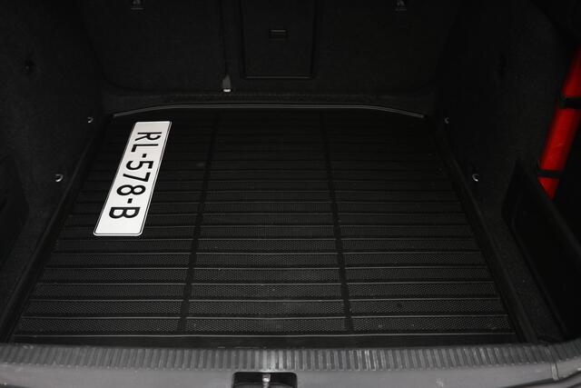 Skoda OCTAVIA Combi 1.0 TSI Greentech Ambition Business NAP | Automaat | nav |
