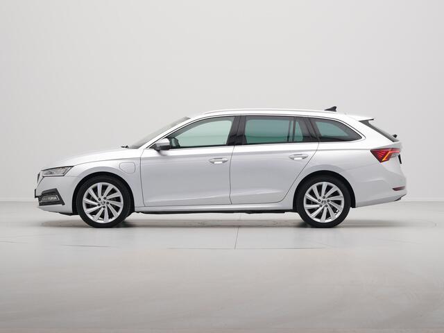 Skoda OCTAVIA Combi 1.4 TSI iV PHEV 204pk Style Navigatie Matrix Led HuD Memory