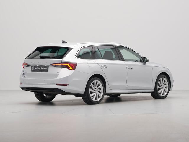 Skoda OCTAVIA Combi 1.4 TSI iV PHEV 204pk Style Navigatie Matrix Led HuD Memory