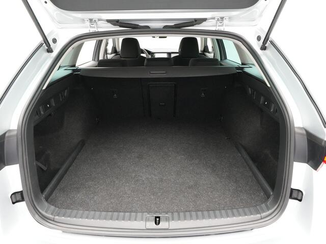 Skoda OCTAVIA Combi 1.4 TSI iV PHEV 204pk Style Navigatie Matrix Led HuD Memory