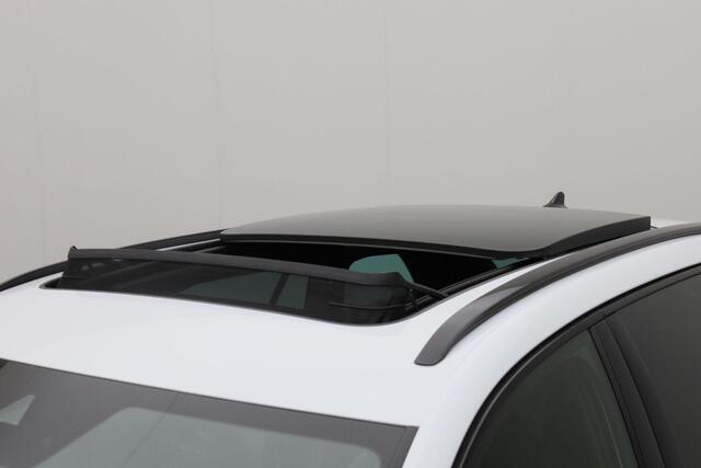 Skoda OCTAVIA Combi 1.4 TSI RS 245 pk DSG iV PHEV Business | Panoramdak | Matrix LED | Adaptief sportonderstel | Head-up display | Stoelverwarming | Navigatie