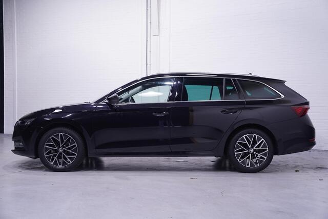 Skoda OCTAVIA 2.0 TDI 150 pk Style DSG Aut. Navi, HUD LED Koplampen, Elek. Stoelen, Adapt. Cruise