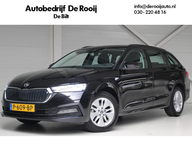 Skoda OCTAVIA Combi 1.0 e-TSI MHEV Business Edition DSG Navigatie | lichtmetalen velgen | Parkeersensoren | El. achterklepbediening